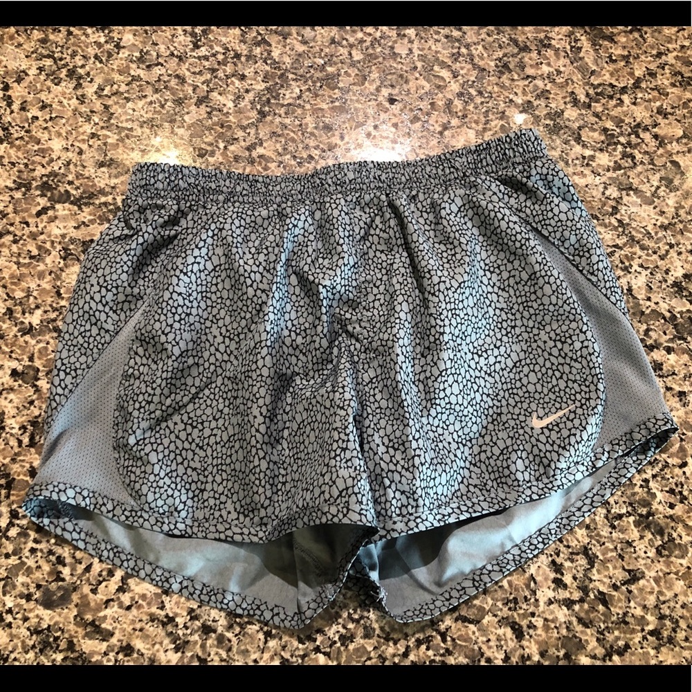 Nike running shorts Xs